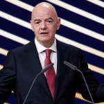 Rencana Investasi FIFA Tuai Kritik, Infantino Merespons